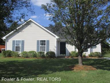 Main picture of 118 Hammond Dr