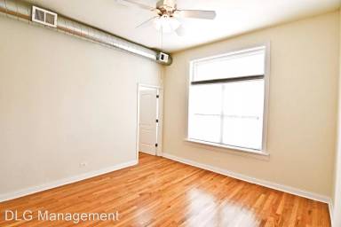 Main picture of 2548 N Burling St