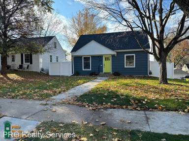 Main picture of 3016 Maryland Ave S
