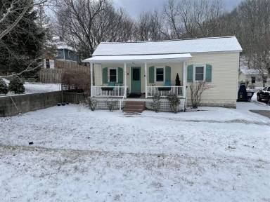 Main picture of 110 Williams Ave