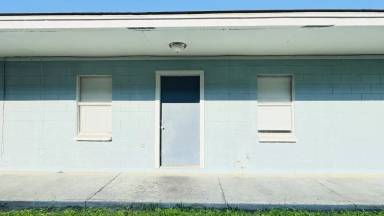 Main picture of 903 W 1st St
