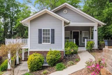 Main picture of 3505 Park St