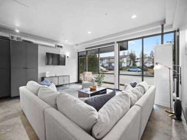 Main picture of 3003 E 30th Ave