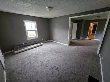 Main picture of 615 S Madison Ave