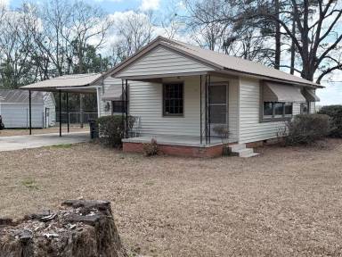 Main picture of 14120 Kiser Rd