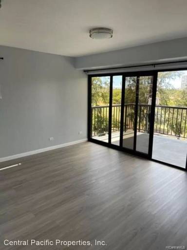 Main picture of 2942 Date St