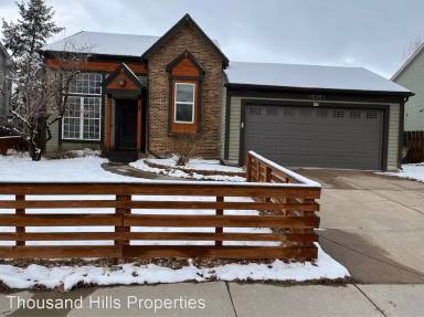 Main picture of 10283 Robb St