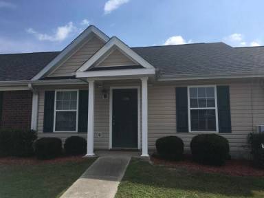 Main picture of 302 Brock Ln