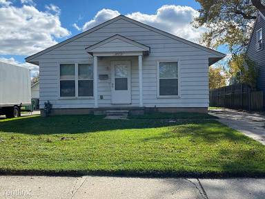 Main picture of 28459 Birchlawn St