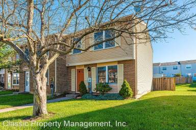 Main picture of 5811 Planters Ct