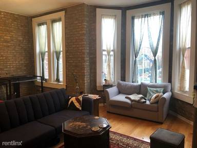 Main picture of 1451 W Augusta Blvd