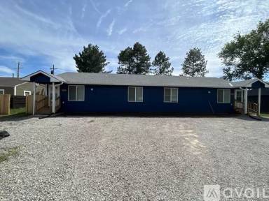 Main picture of 1525 W 30th Ct N