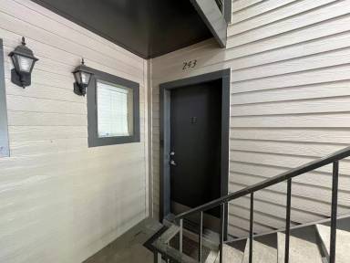 Main picture of 243 Summit Ridge Dr
