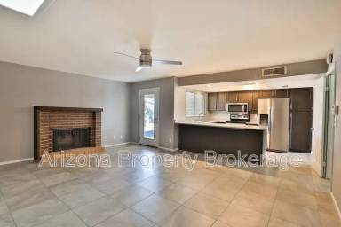 Main picture of 12808 N 47th Ave