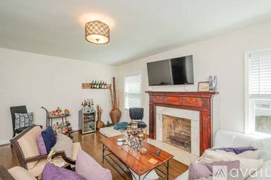 Main picture of 5644 6th Ct S