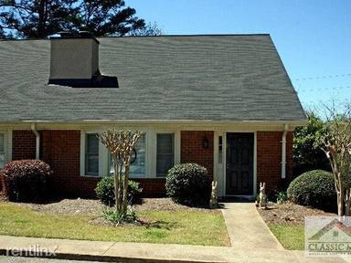 Main picture of 595 Macon Hwy