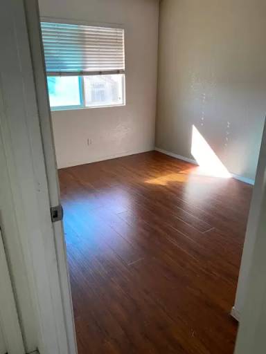 Main picture of 8883 Serravilla Way