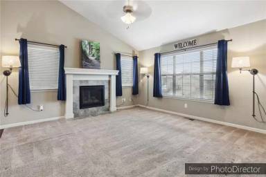 Main picture of 16907 Summit Dr