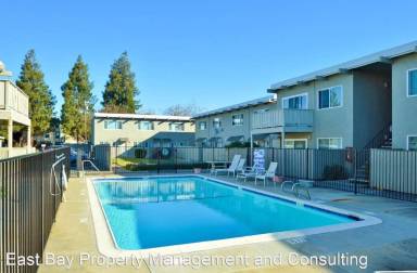 Main picture of 38771 Bell St