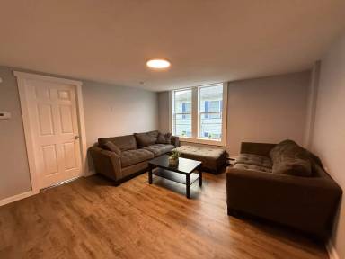 Main picture of 758 Locust St