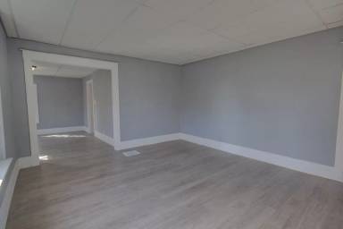 Main picture of 2131 Dixwell St