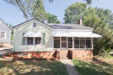 Main picture of 907 W Broad St