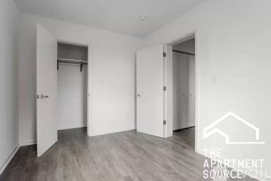 Main picture of 940 Winona