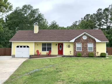 Main picture of 209 Vandergrift Dr