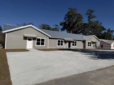 Main picture of 1418 SE Magnolia Loop