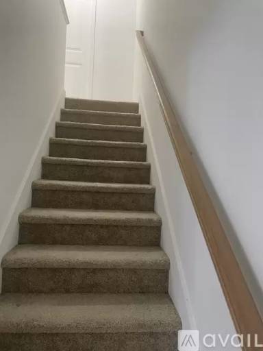 Main picture of 6 Grove St