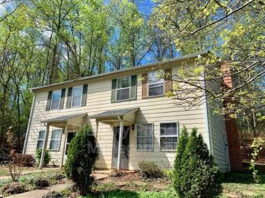 Main picture of 2311 N Berkshire Rd