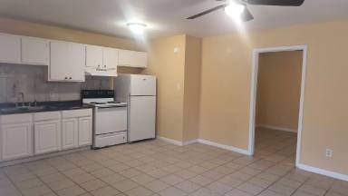 Main picture of 808 W Barraque St