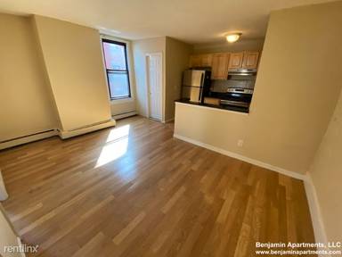 Main picture of 224 Cambridge St
