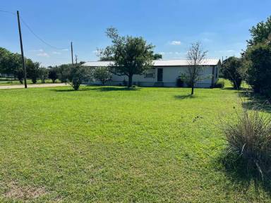 Main picture of 4609 Thomas Acres Rd