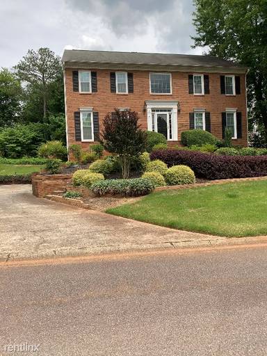 Main picture of 1502 Oakmoor Pl