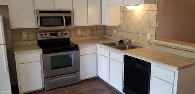 Main picture of 815 Yegua St