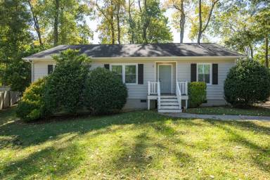 Main picture of 9 Spruce Knob Ct