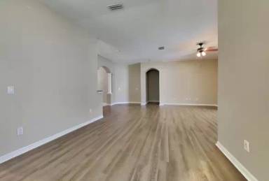 Main picture of 1812 Flower Branch Way