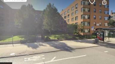 Main picture of 7500 S South Shore Dr Apartments