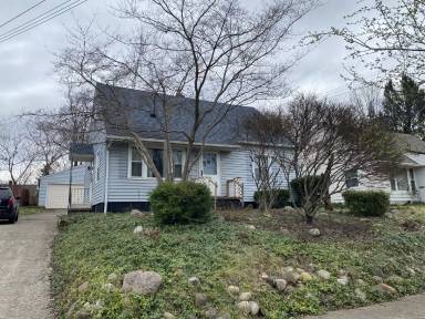 Main picture of 908 Kennebec Ave