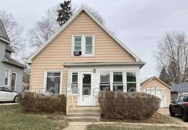 Main picture of 514 E Garden St