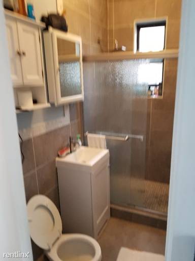 Main picture of 205 E 124th St