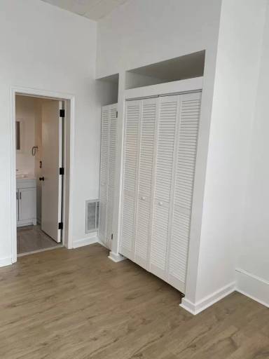 Main picture of La Vie At Kenworth Hall