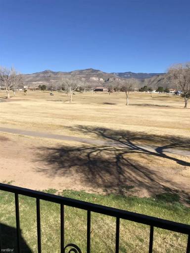 Main picture of Fully Furnished Golf Course Townhouse