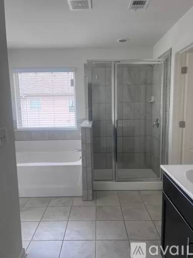 Main picture of 7772 Rutgers Cir