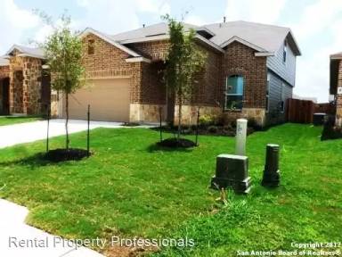 Main picture of 8718 Dove Oak Ln
