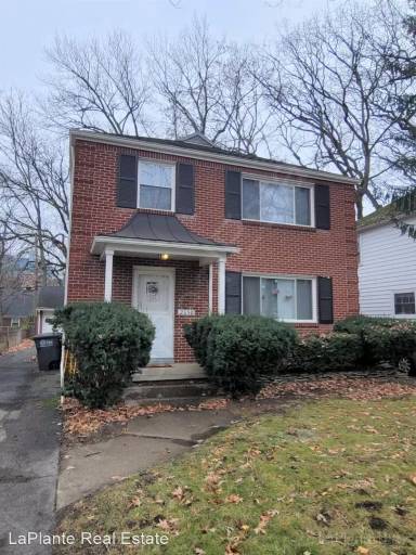 Main picture of 2672 Gunckel Blvd