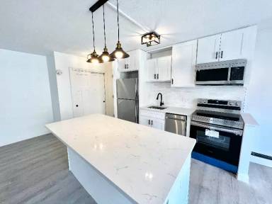 Main picture of 123 Sewall Ave