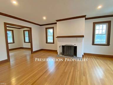 Main picture of 12 Allen St