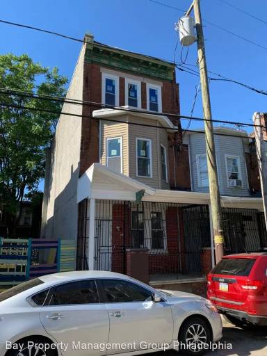 Main picture of 738 E Westmoreland St